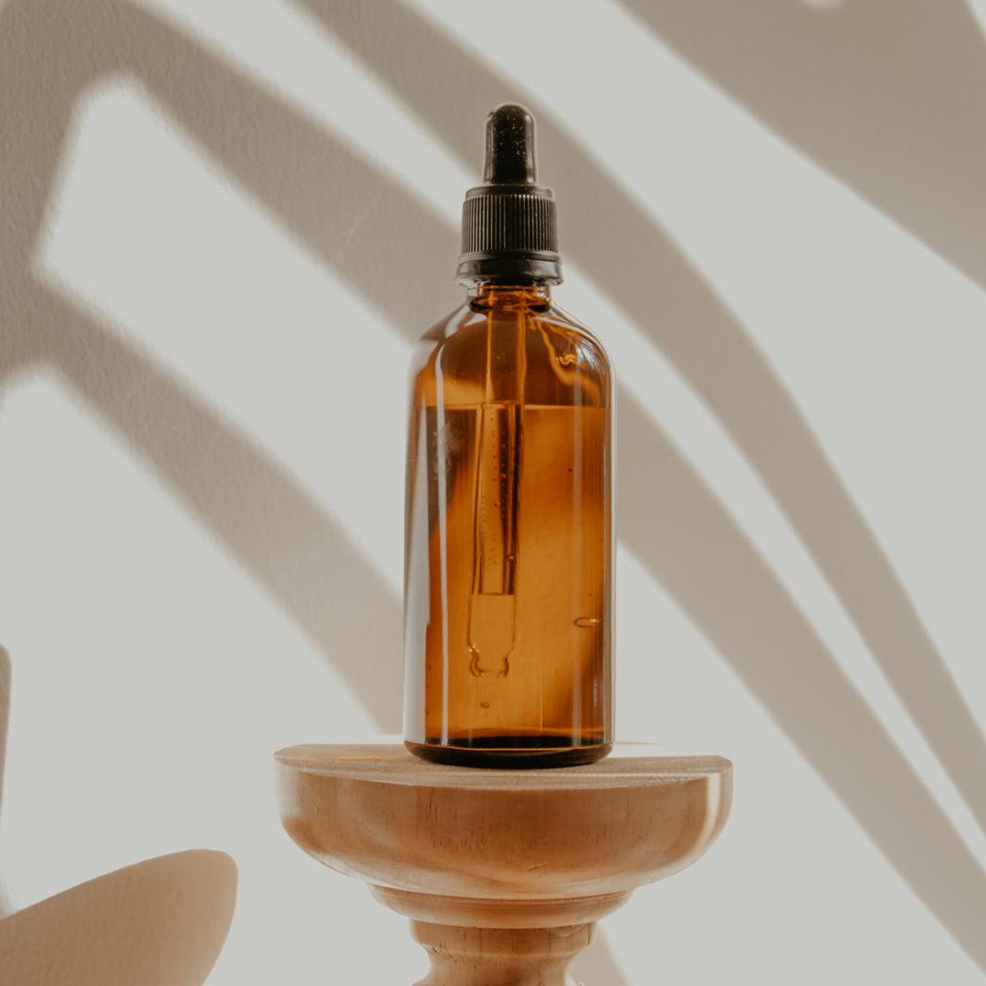 4 ways to use fractionated coconut oil - essential oil recipe, essential oils, fractionated coconut oil, hair mask, makeup remover, natural exfoliating body scrub, raw materials, roller bottles - local - letsbelocal.ca