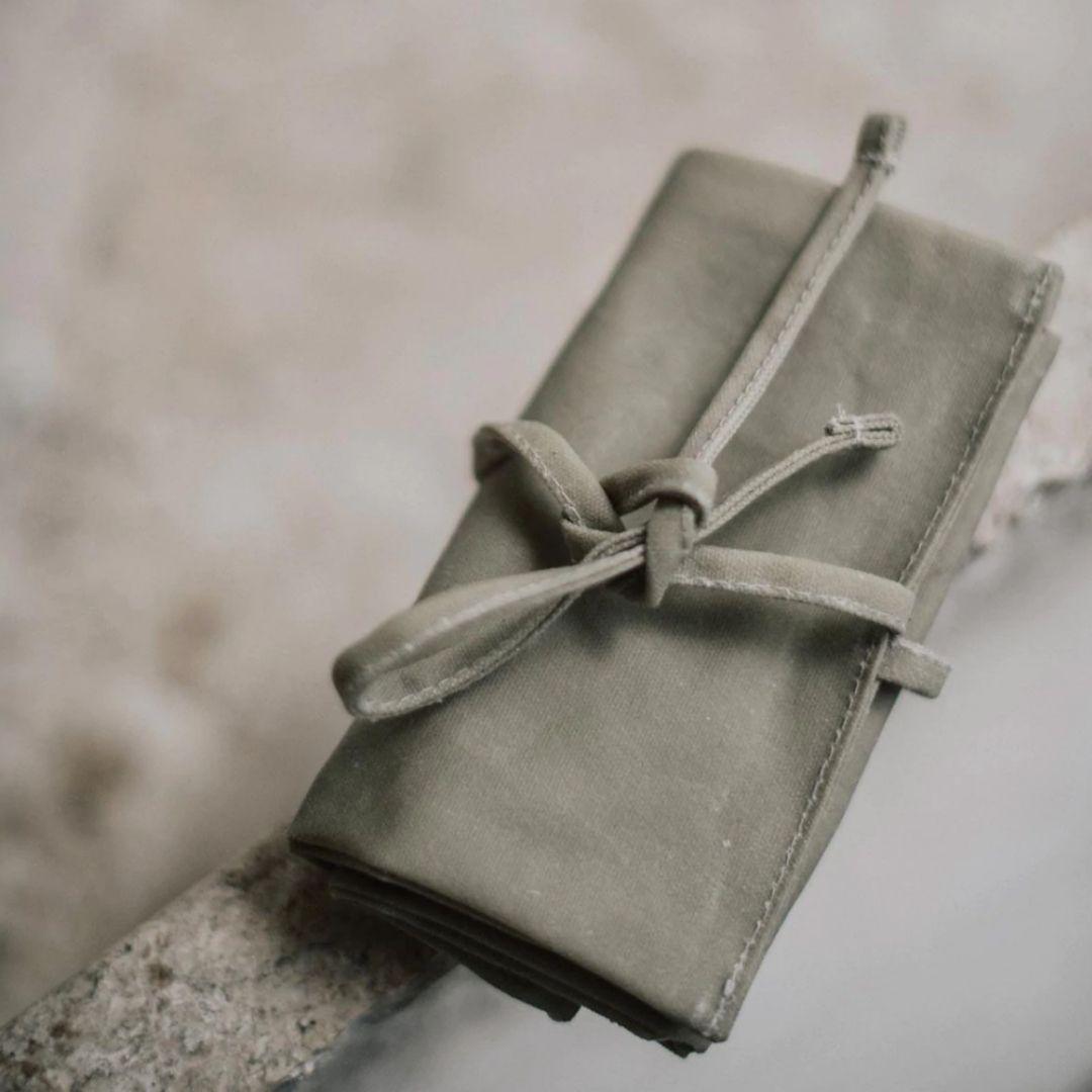 razor wrap - moss - local - letsbelocal.ca